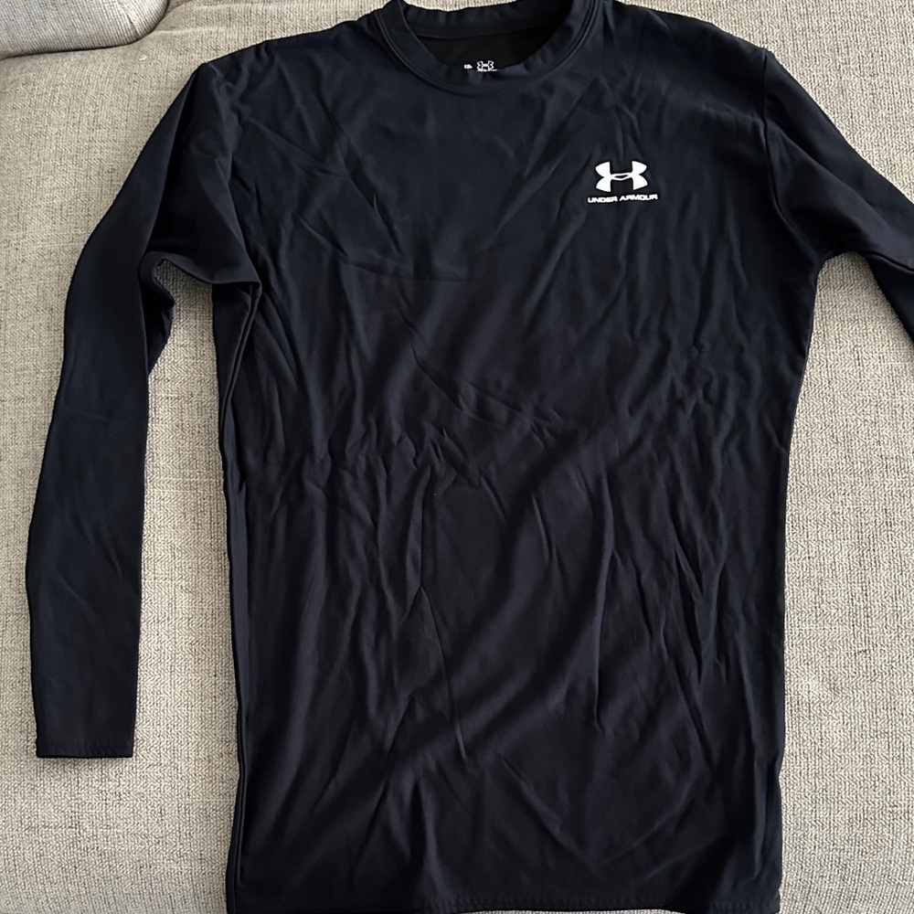 Under Armour Men's Black Long Sleeve cold gear compression XL